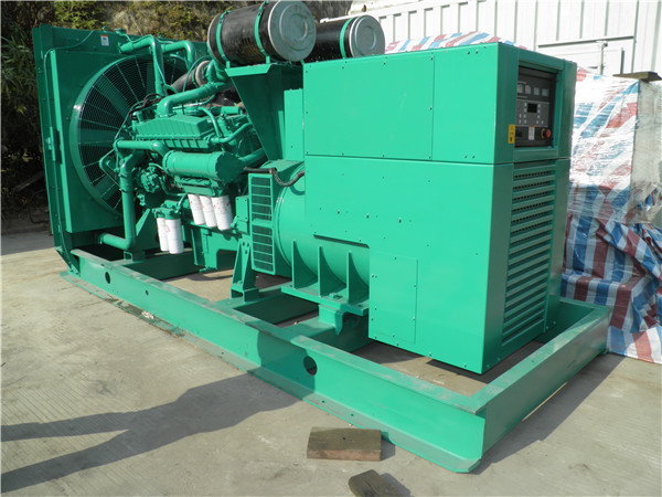 凉城发电车出租-柴油发电机组在使用的过程中应该做好哪些防护工作