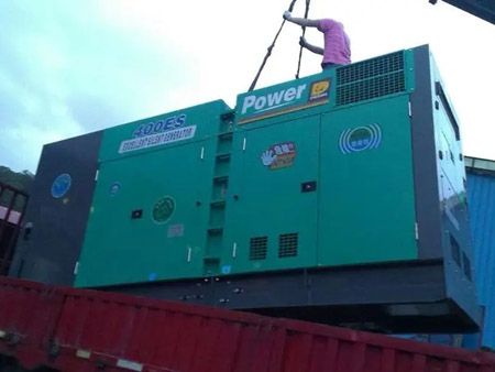 凉城柴油发电机组转速不稳定时，如何对发动机进行维护？